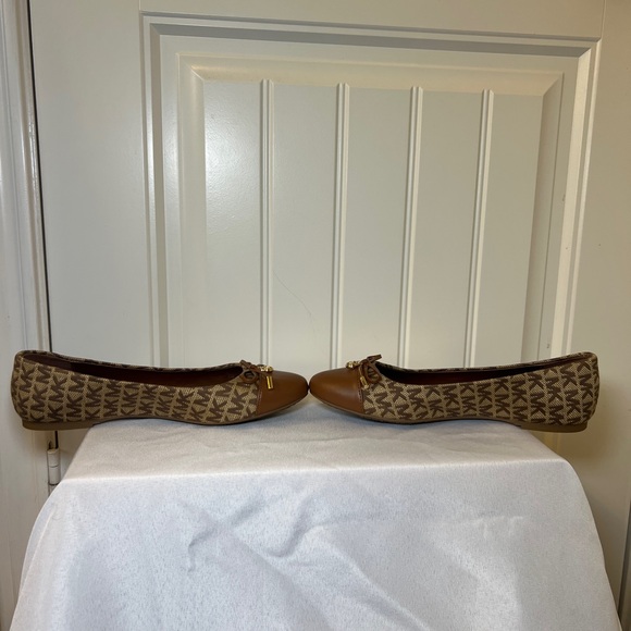 Michael Kors Women’s Brown and Tan MK Logo Ballet Flats Bow Size 8.5 - Picture 11 of 12